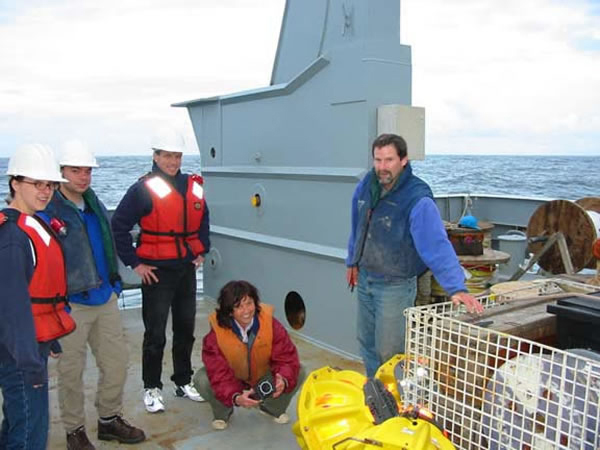 Deploying transponders at Explorer Ridge