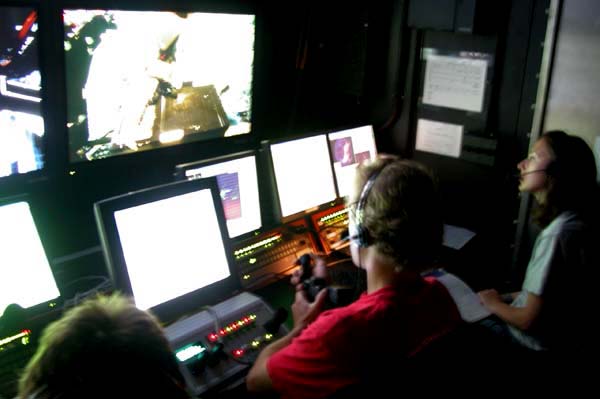 Todd Gregory of the University of Rhode Island (URI) pilots the ROV Hercules